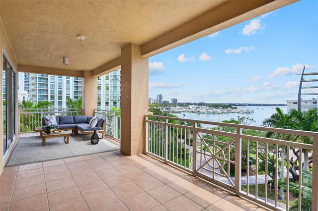 35 WATERGATE DRIVE 502, Sarasota, FL 34236