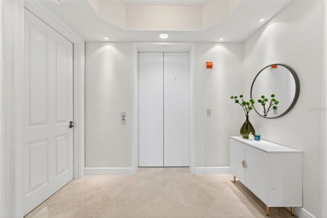 35 WATERGATE DRIVE 502, Sarasota, FL 34236