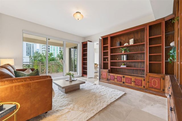 35 WATERGATE DRIVE 502, Sarasota, FL 34236