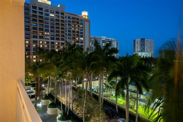 35 WATERGATE DRIVE 502, Sarasota, FL 34236