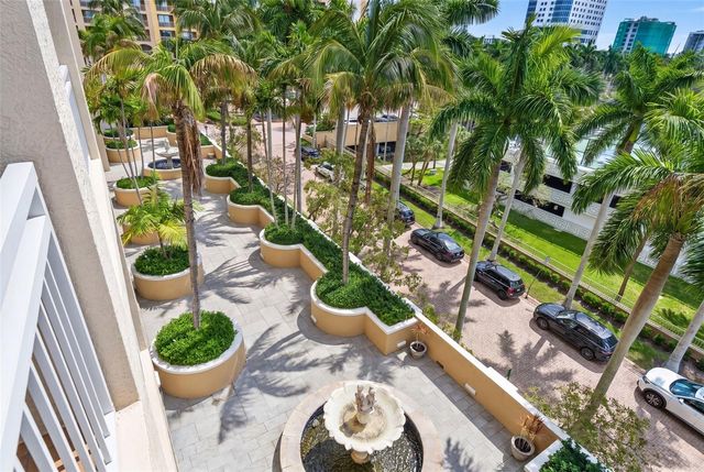 35 WATERGATE DRIVE 502, Sarasota, FL 34236