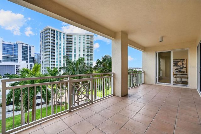35 WATERGATE DRIVE 502, Sarasota, FL 34236