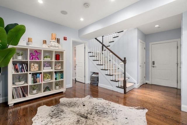 572 Freeport Street 302, Boston, MA 02122