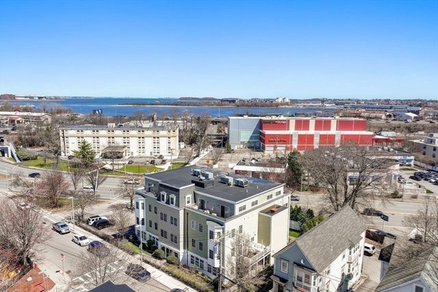 572 Freeport Street 302, Boston, MA 02122