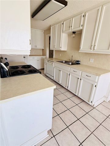 4645 Vail St, Corpus Christi, TX 78413