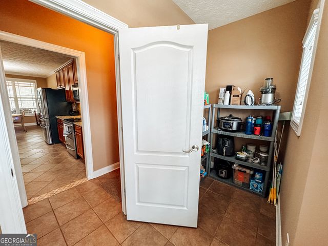998 Ivy Circle, Concord, GA 30206
