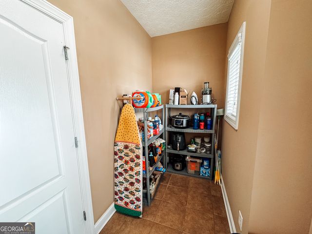 998 Ivy Circle, Concord, GA 30206