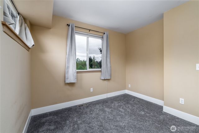 11720 261st Avenue Ct E, Buckley, WA 98321