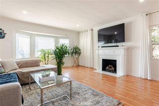 6220 Morella Avenue, North Hollywood, CA 91606