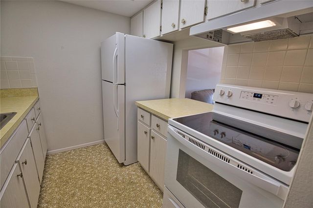 23 QUAILS RUN BOULEVARD 23203, Englewood, FL 34223