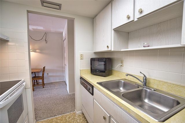 23 QUAILS RUN BOULEVARD 23203, Englewood, FL 34223