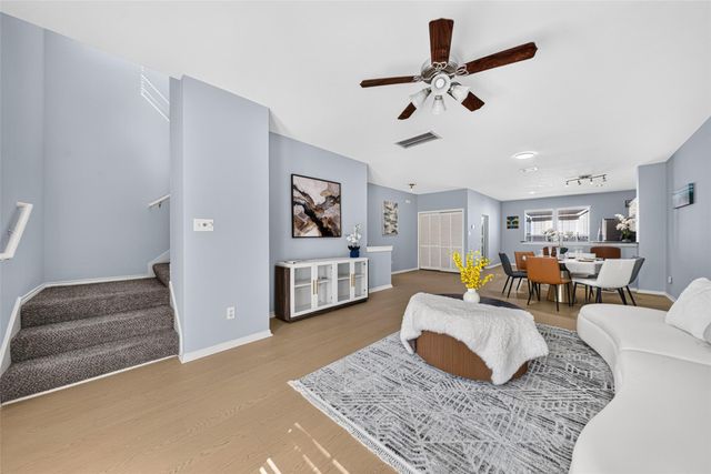 3208 Chenevert Street, Houston, TX 77004