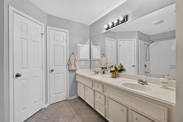 3208 Chenevert Street, Houston, TX 77004