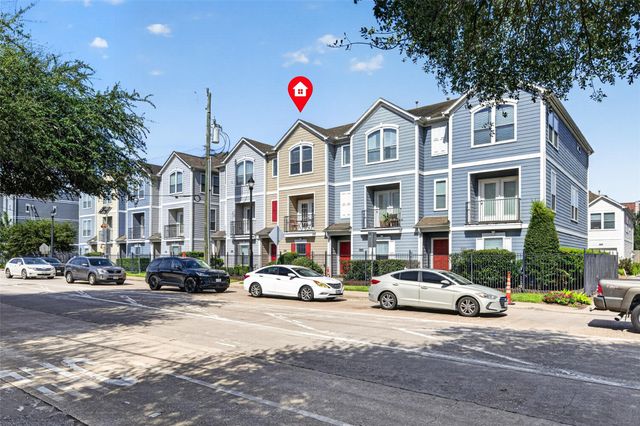 3208 Chenevert Street, Houston, TX 77004
