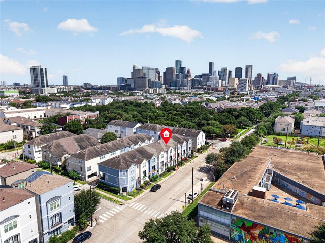 3208 Chenevert Street, Houston, TX 77004