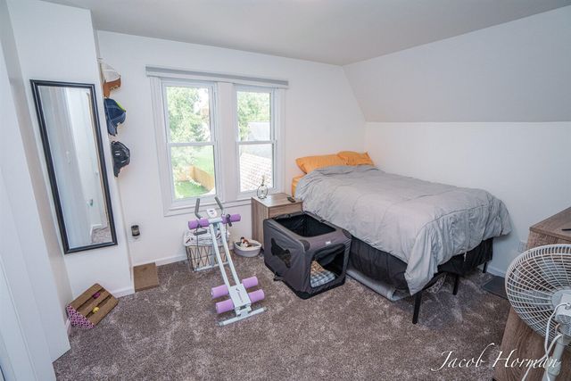 1313 N Jenison Avenue, Lansing, MI 48915