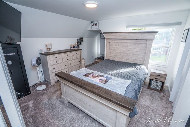 1313 N Jenison Avenue, Lansing, MI 48915