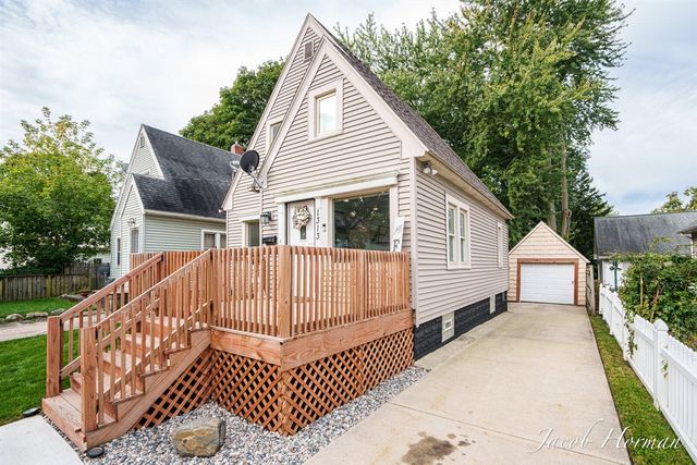 1313 N Jenison Avenue, Lansing, MI 48915