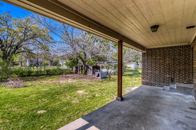 1010 Netherland Drive, Seagoville, TX 75159