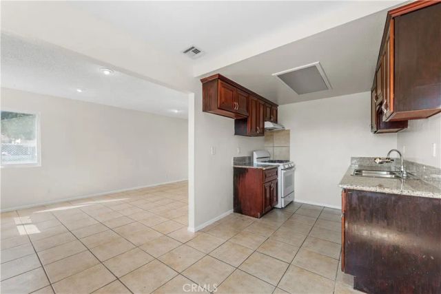 1402 Virginia, Ontario, CA 91764