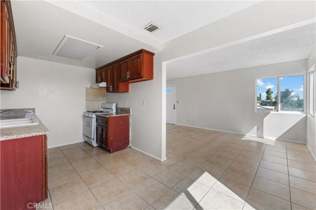 1402 Virginia, Ontario, CA 91764
