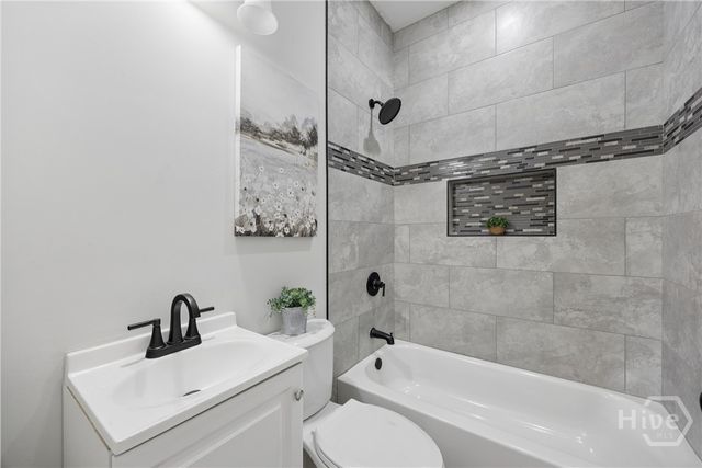 2203 Harden Street, Savannah, GA 31415