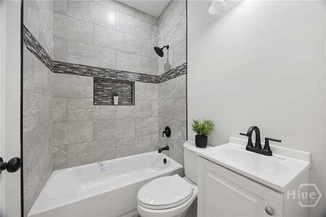 2203 Harden Street, Savannah, GA 31415