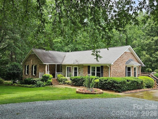 7712 Old Waxhaw Monroe Road, Waxhaw, NC 28173