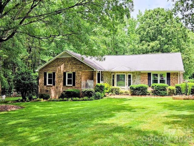 7712 Old Waxhaw Monroe Road, Waxhaw, NC 28173