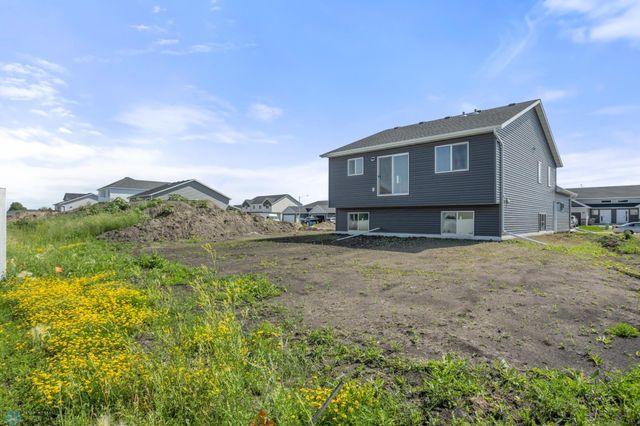 3723 19th Street S, Moorhead, MN 56560