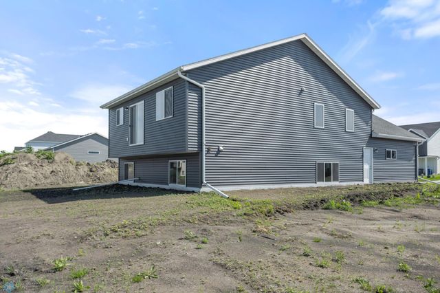 3723 19th Street S, Moorhead, MN 56560