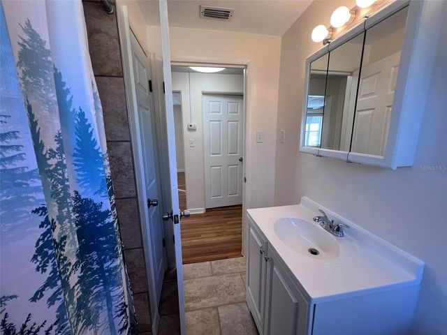 2208 LAKE BOULEVARD, Winter Haven, FL 33881