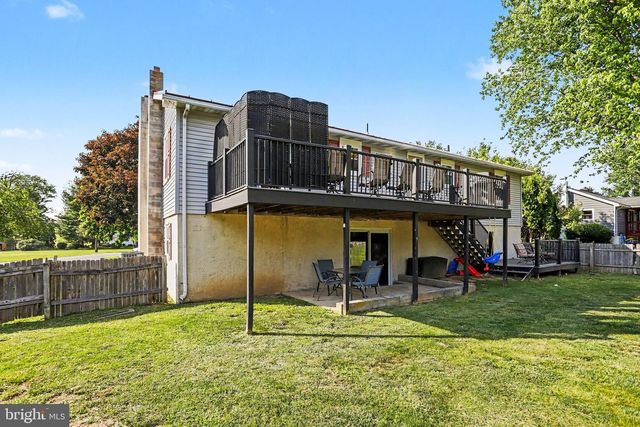 6 PARKER DR, Christiana, PA 17509