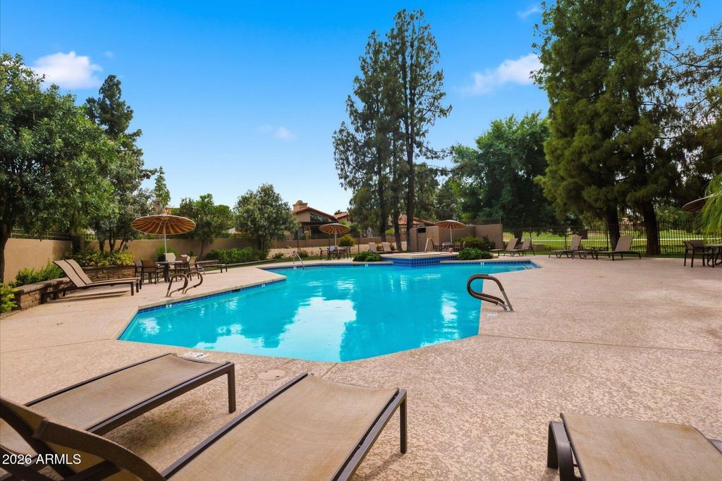 Image 23 of property listing at 4036 E Lupine Avenue, Phoenix, AZ 85028