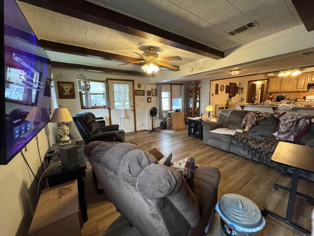 563 S 12th Avenue, Piggott, AR 72454