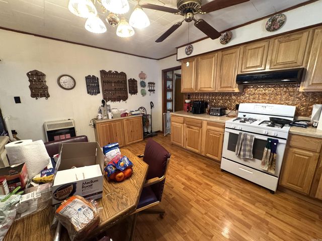 563 S 12th Avenue, Piggott, AR 72454