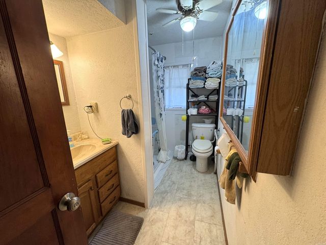 563 S 12th Avenue, Piggott, AR 72454