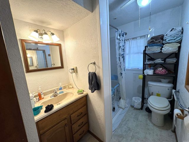 563 S 12th Avenue, Piggott, AR 72454