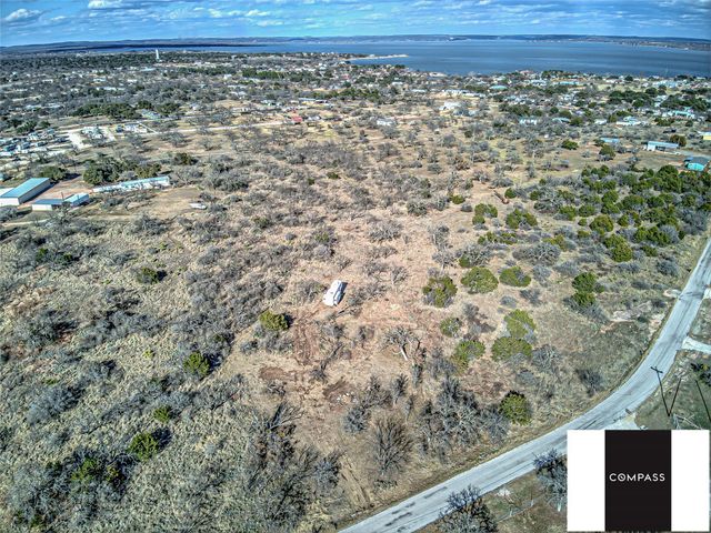 8 Lillian Dean DR, Buchanan Dam, TX 78609