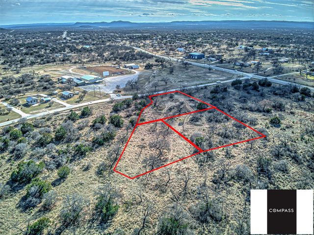 8 Lillian Dean DR, Buchanan Dam, TX 78609
