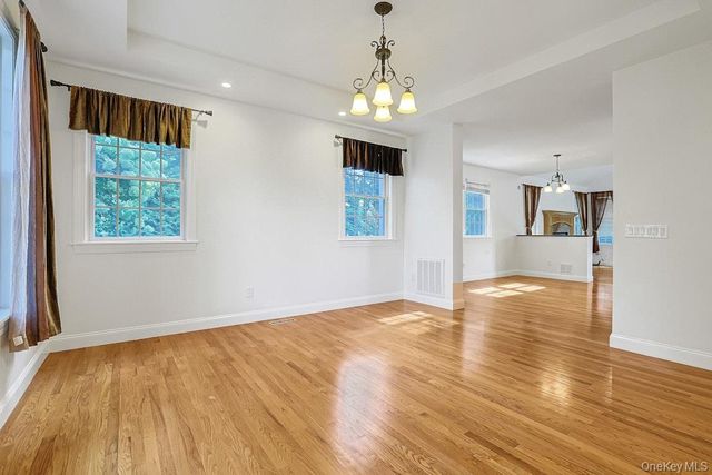 465 North Street, White Plains, NY 10605