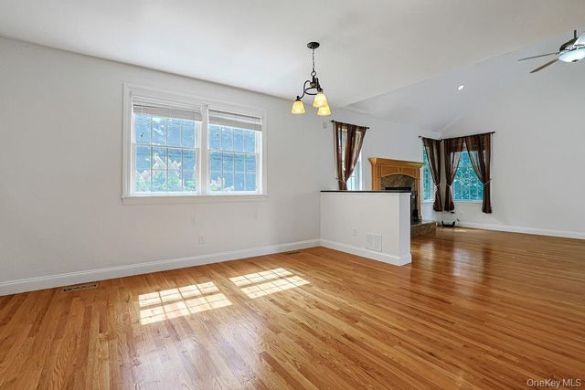 465 North Street, White Plains, NY 10605