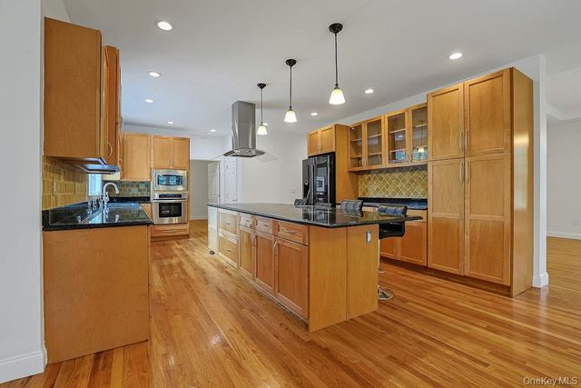 465 North Street, White Plains, NY 10605