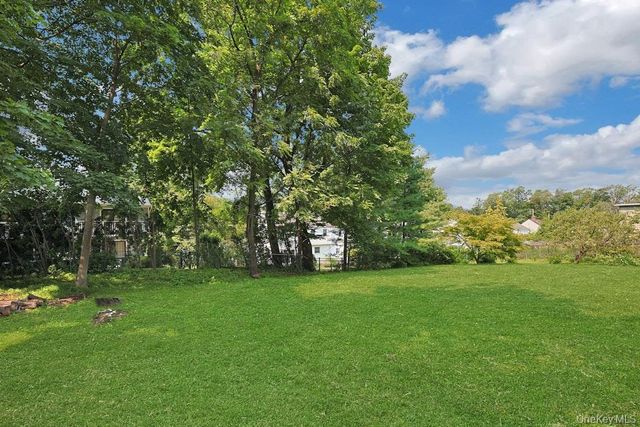 465 North Street, White Plains, NY 10605