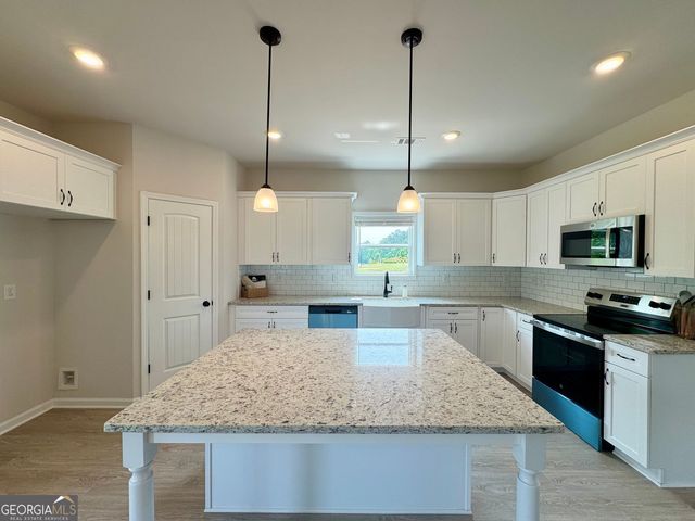 6410 Vista Point, Lula, GA 30554