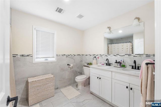 38 Center Street, Belleville, NJ 07109