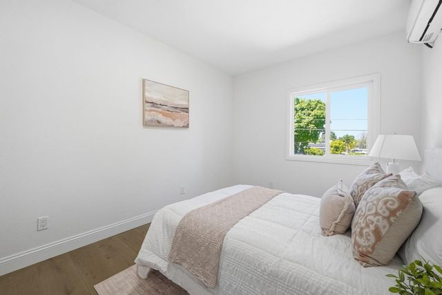 592 Sunnymount Avenue, Sunnyvale, CA 94087