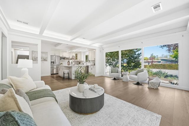 592 Sunnymount Avenue, Sunnyvale, CA 94087