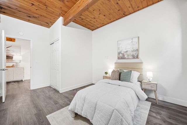 592 Sunnymount Avenue, Sunnyvale, CA 94087