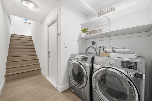 592 Sunnymount Avenue, Sunnyvale, CA 94087